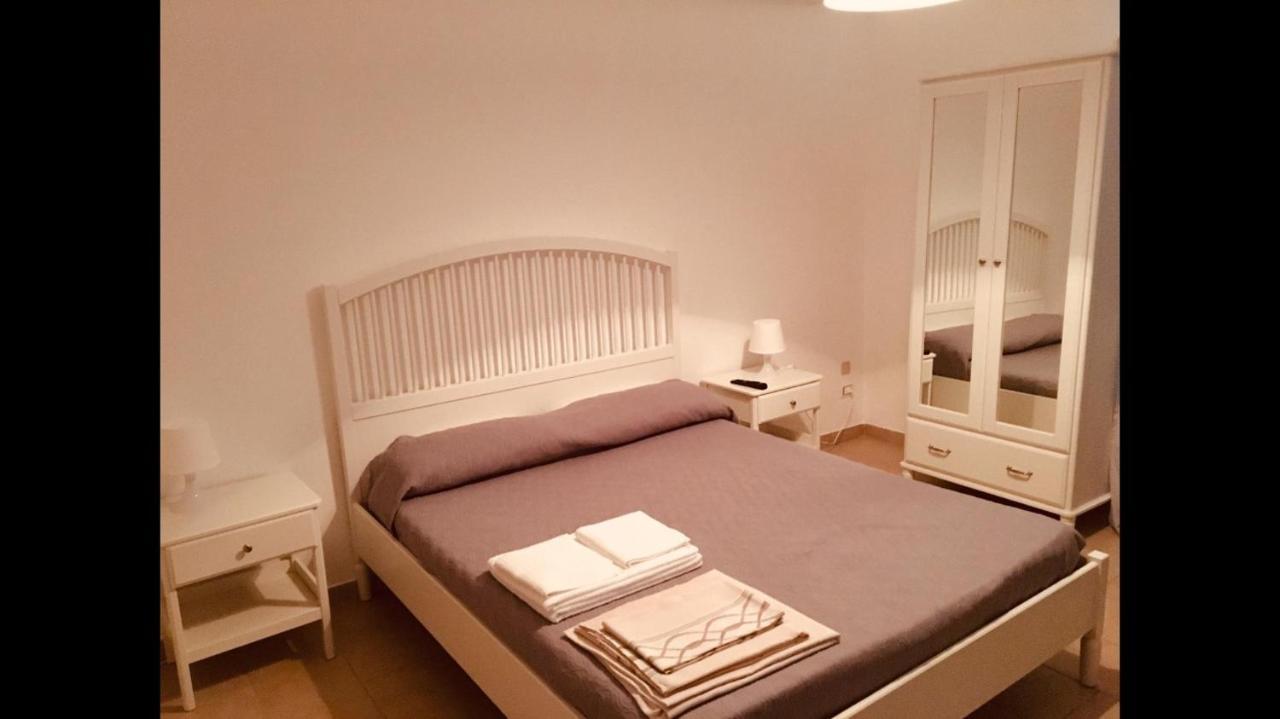 Loco43 Bed & Breakfast Noci Exterior foto
