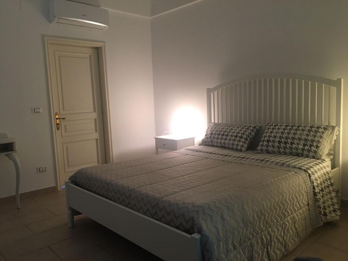 Loco43 Bed & Breakfast Noci Exterior foto